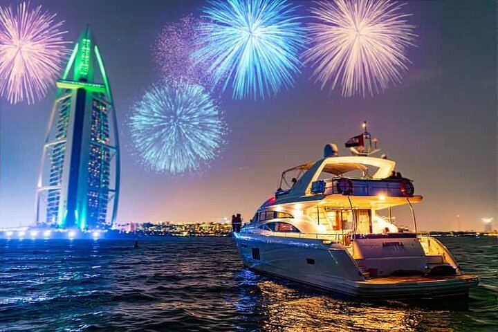 New Year Yacht Party